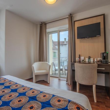 Logis Hotel Le Commerce Navarrenx Екстериор снимка