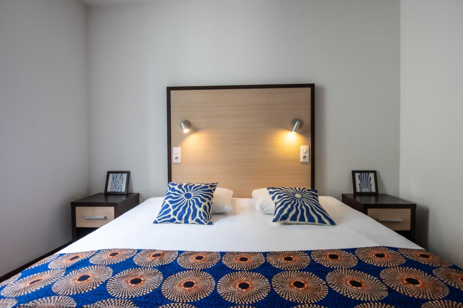 Logis Hotel Le Commerce Navarrenx Екстериор снимка